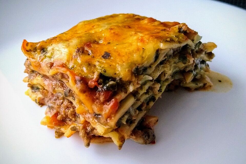 Lasagne mit Hackfleisch und Spinat