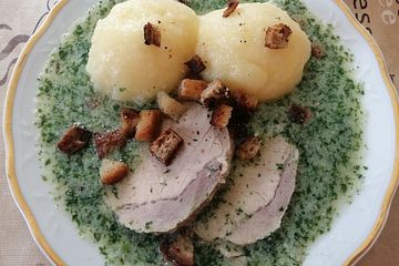 Oma Inges Petersiliensauce mit Kochfleisch und Kartoffelklößen