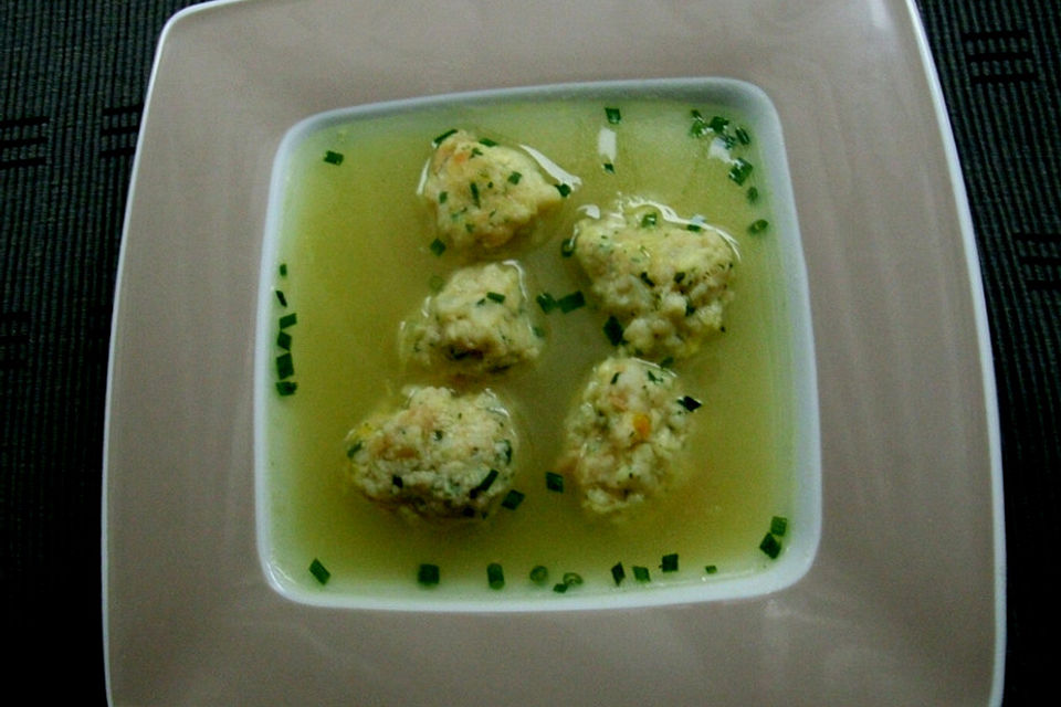 Käseknödelsuppe