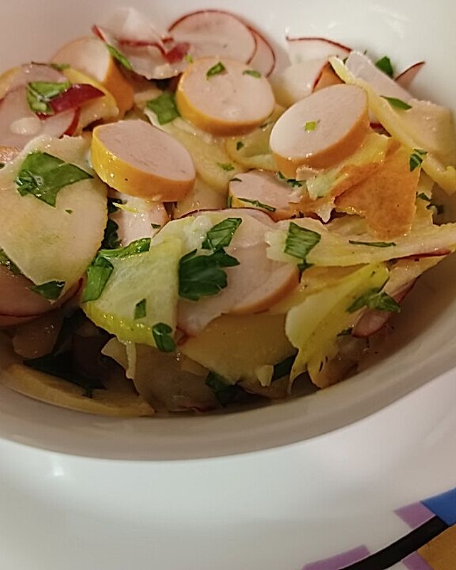 Radieschensalat mit Wiener Würstchen