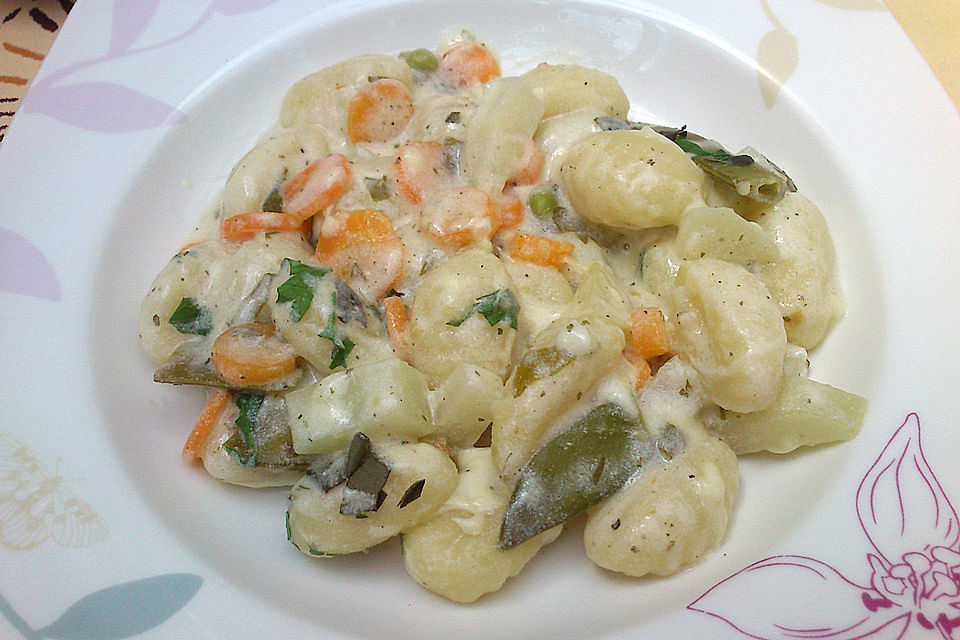 Gnocchi in Gemüsesauce