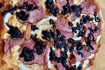 Pinsa Mit Pastrami Und Rotweinzwiebeln Von Gallo Chefkoch 