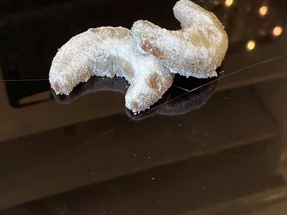 Vanillekipferl mit Dinkelvollkornmehl und Haselnüssen von stern1978 ... Vanillekipferl mit Dinkelvollkornmehl und Haselnüssen von stern1978 ...