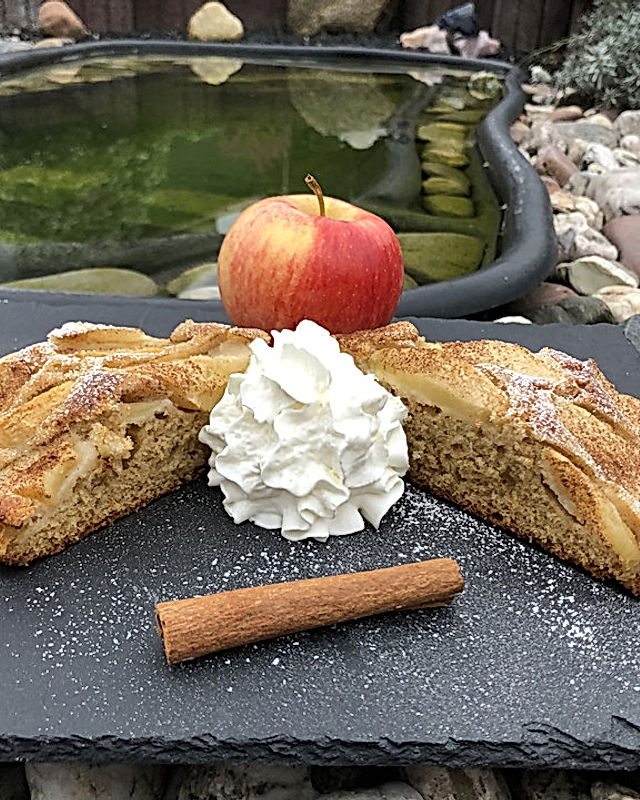 Köstlicher Apfel-Zimt-Kuchen nach Jens Outside Cooking