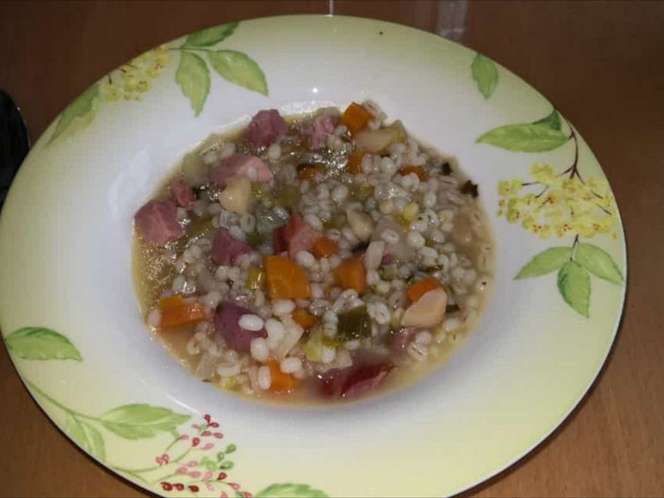 Graupeneintopf mit Kasseler nach Hannis Art von Meisterseimel| Chefkoch