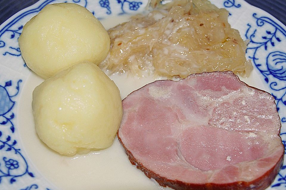 Knoblauchsauce für Kasseler und Sauerkraut