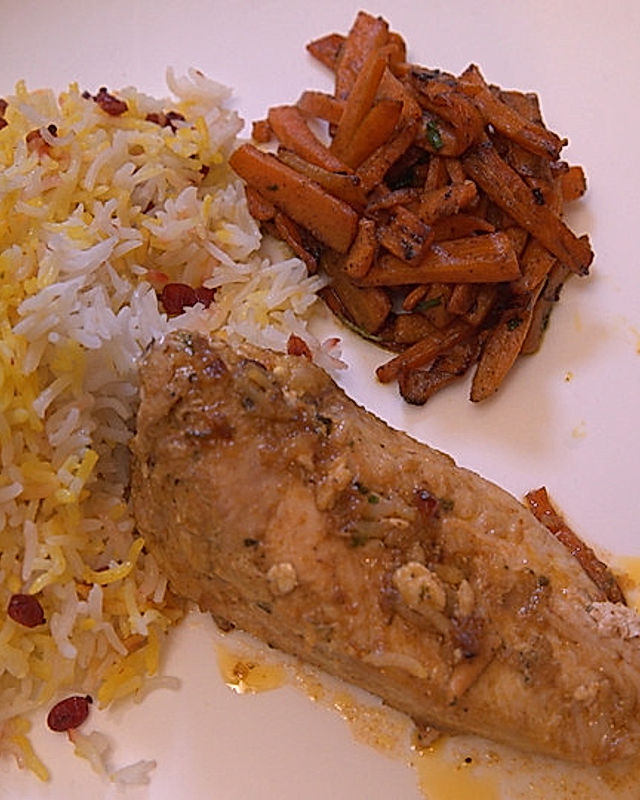 Hühnerbrustfilet mit Karotten und Basmatireis mit Safran und Berberitzen