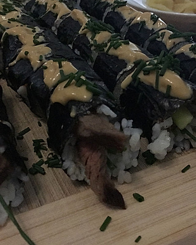 Sushi Surf‘n‘Turf mit Miso-Mayonnaise