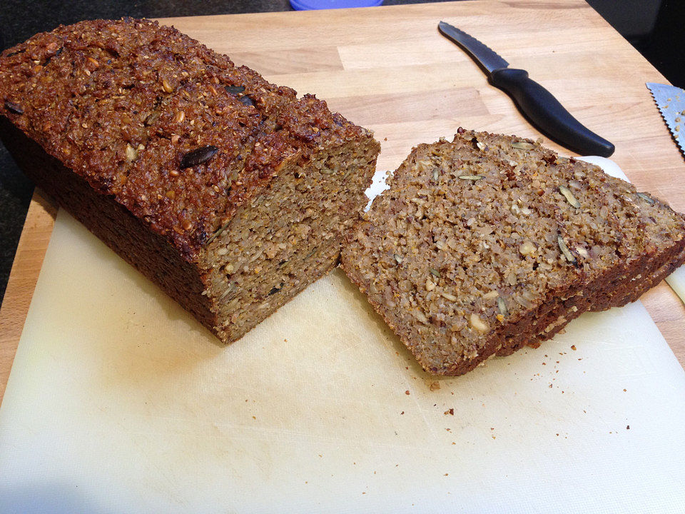 Superleckeres Vollkornbrot mit Möhren oder Rosinen von ...