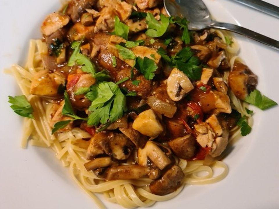 Hähnchenfilet mit Champignons und Tomaten von dejo_72| Chefkoch