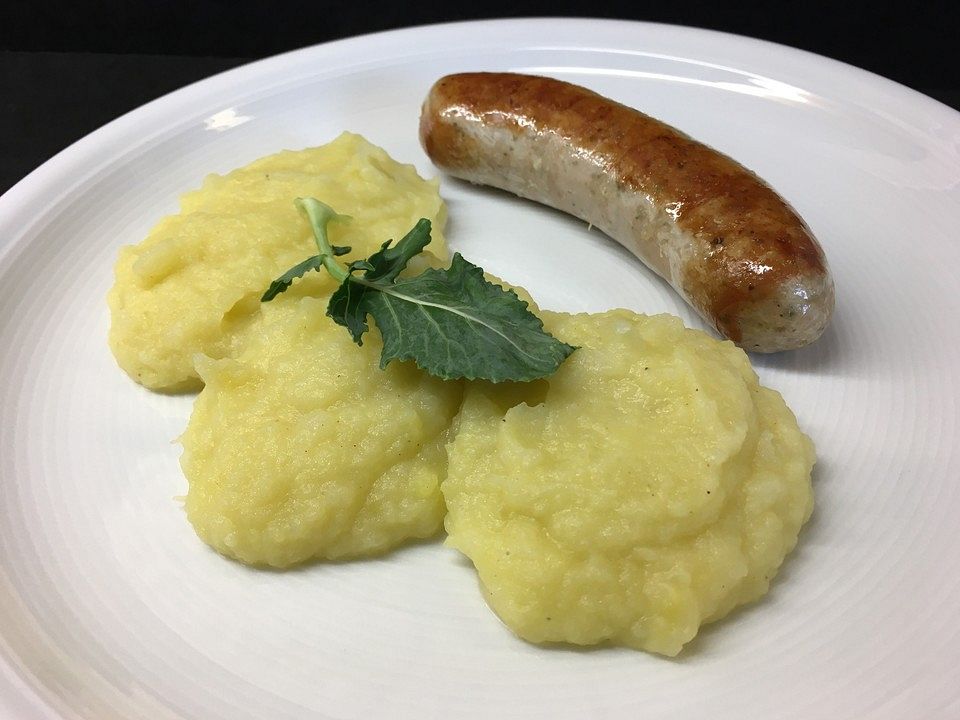 Kohlrabi-Kartoffelpüree mit Bratwurst à la Didi von dieterfreundt| Chefkoch