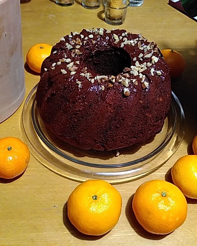 Veganer Dinkel-Schoko-Orangen-Walnuss-Kuchen