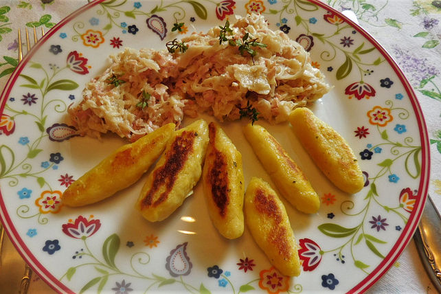 Fingernudeln mit Schinken-Zwiebel-Kraut von Anaid55| Chefkoch