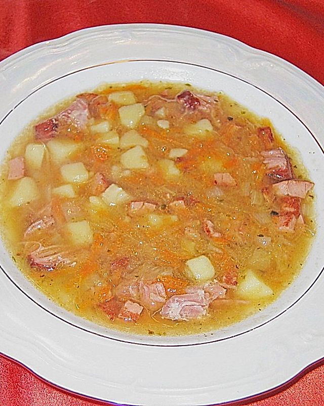 Polnische Sauerkrautsuppe