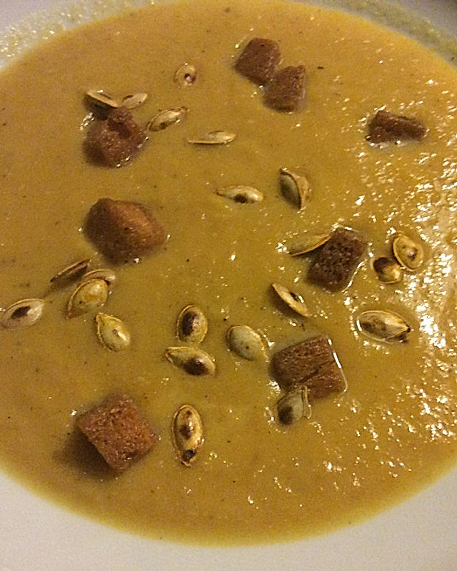 Geröstete Kürbis-Fenchel-Suppe