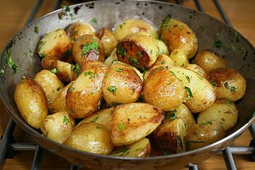 Petersilienkartoffeln (neue Kartoffeln)
