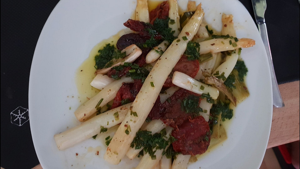 Gebratener Spargel mit Rumpsteak von Mellilli Gebratener Spargel mit Rumpsteak von Mellilli