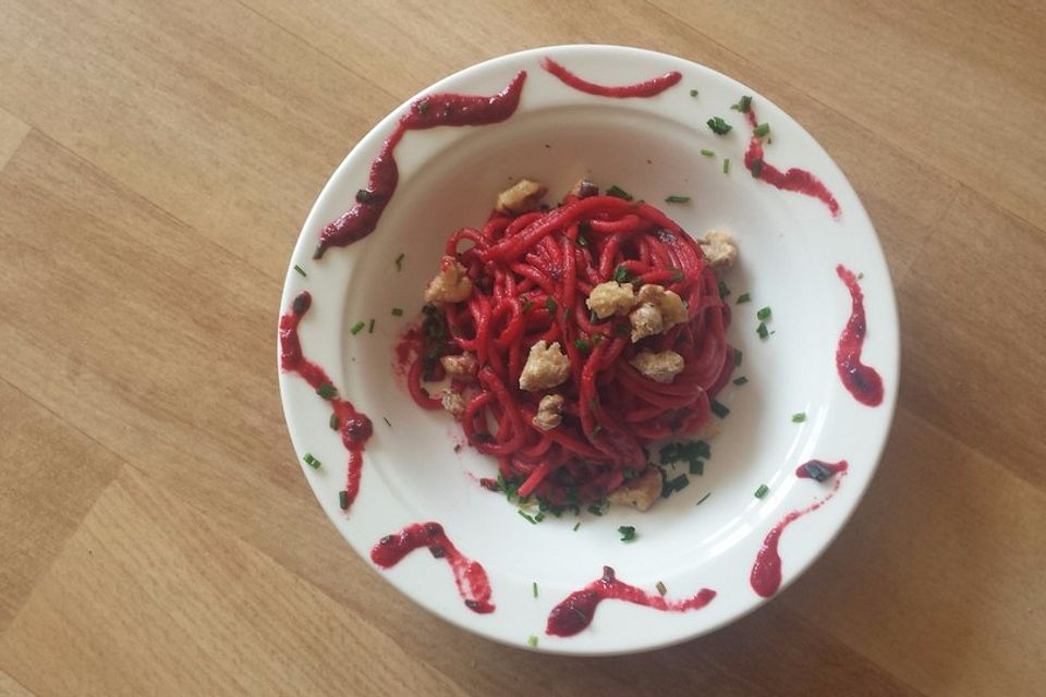 Spaghetti mit Rote Bete-Sauce