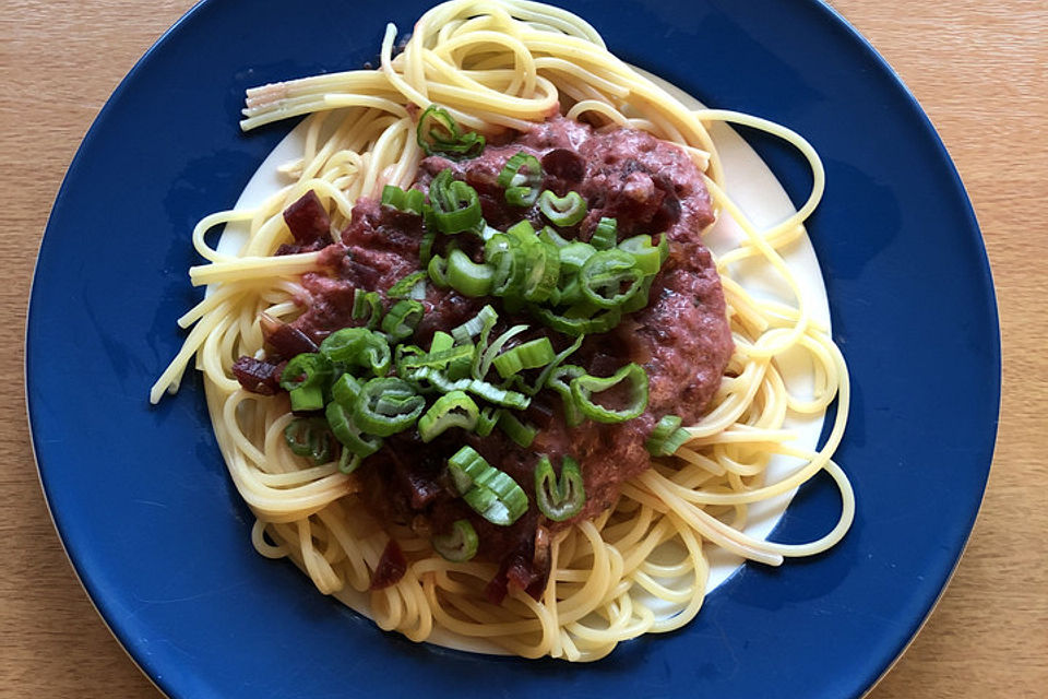 Spaghetti mit Rote Bete-Sauce