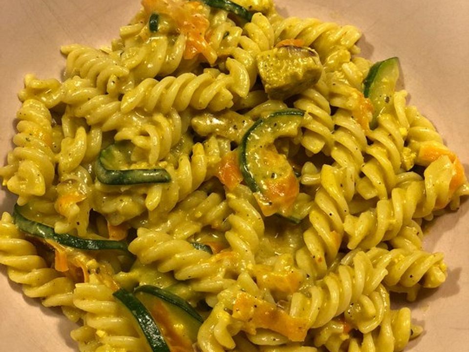 TofuZucchiniCurry mit Nudeln von Chefkoch_Colinski Chefkoch