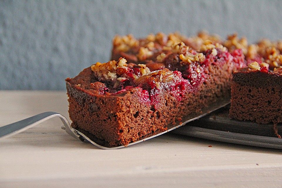 Kirsch-Marzipan-Kuchen mit Mandelkrokant