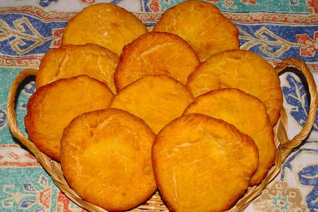 Sopaipillas - südamerikanische frittierte Kürbisbrötchen von Tatunca ...