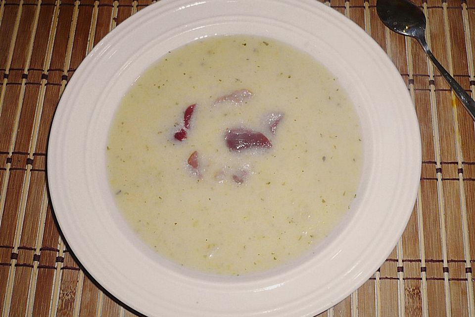 Brat - Birnensuppe mit geräucherter Entenbrust