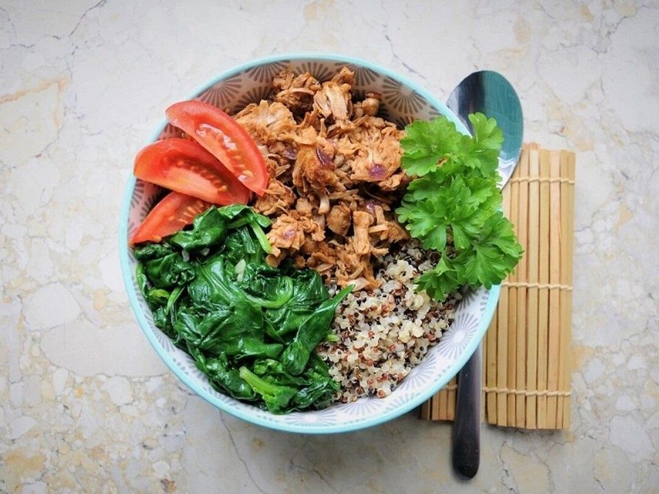 Jackfruit-Quinoa-Bowl