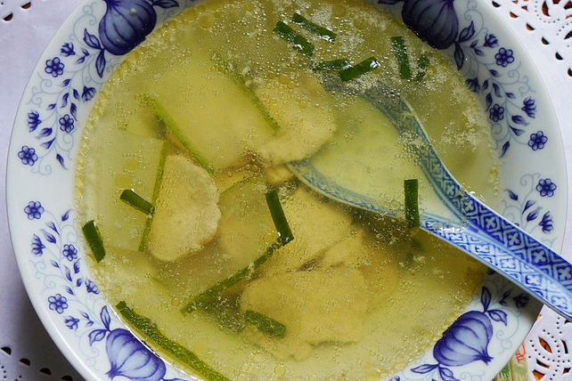 Suppe mit Gurken und Hühnerfilet von dieter_sedlaczek| Chefkoch