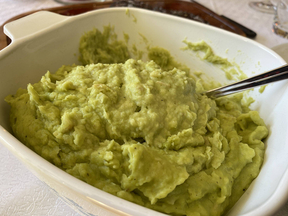 Wasabi-Kartoffel-Erbsen-Püree von Netter-Er| Chefkoch Wasabi-Kartoffel-Erbsen-Püree von Netter-Er| Chefkoch