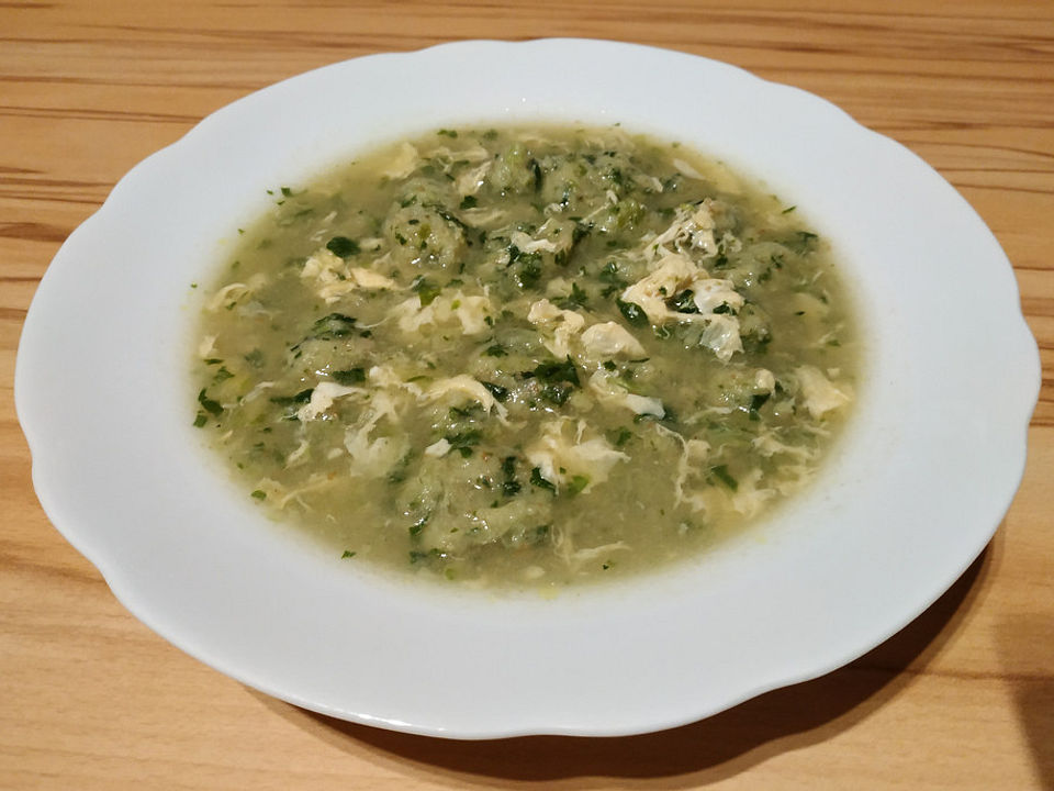 Kartoffel-Spinat-Nockerl-Suppe von clogger12| Chefkoch
