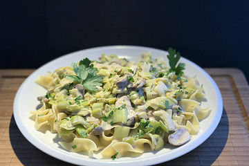 Nudeln Mit Champignons Und Porree Von Garfield Chefkoch 