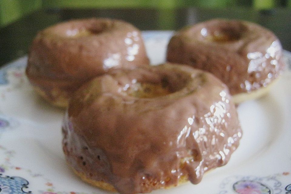 Donuts aus Quark - Öl - Teig für die Backform