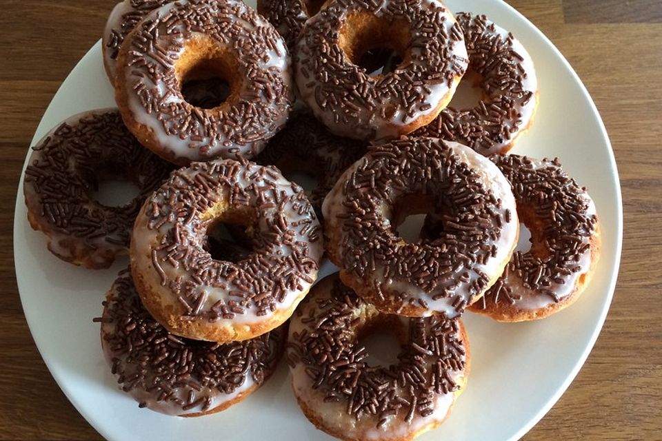 Donuts aus Quark - Öl - Teig für die Backform