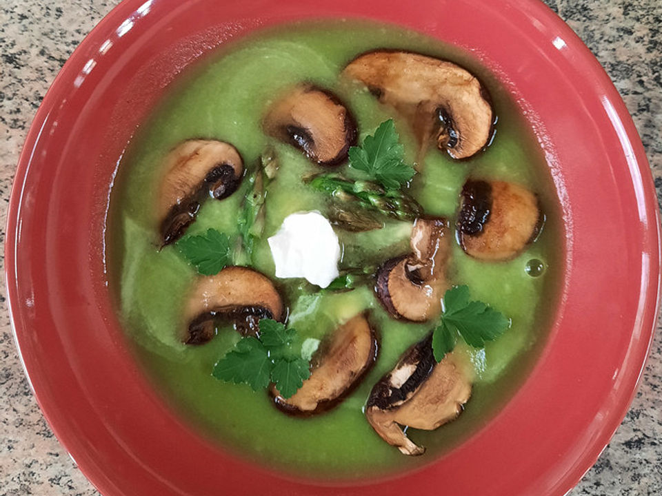 Spargelsuppe mit Champignons von 007krümeltiger| Chefkoch