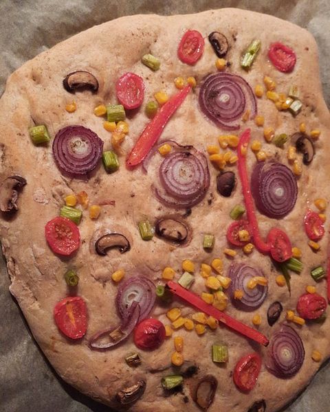 Focaccia mit Dinkelmehl und Gemüse