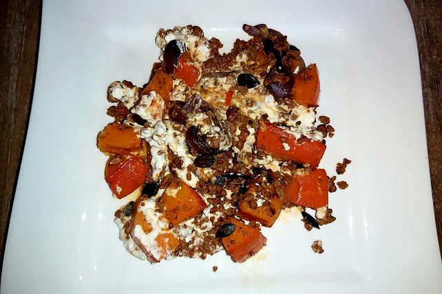 Kürbisgemüse mit Hackfleisch und Käse vom Blech von Milla26| Chefkoch