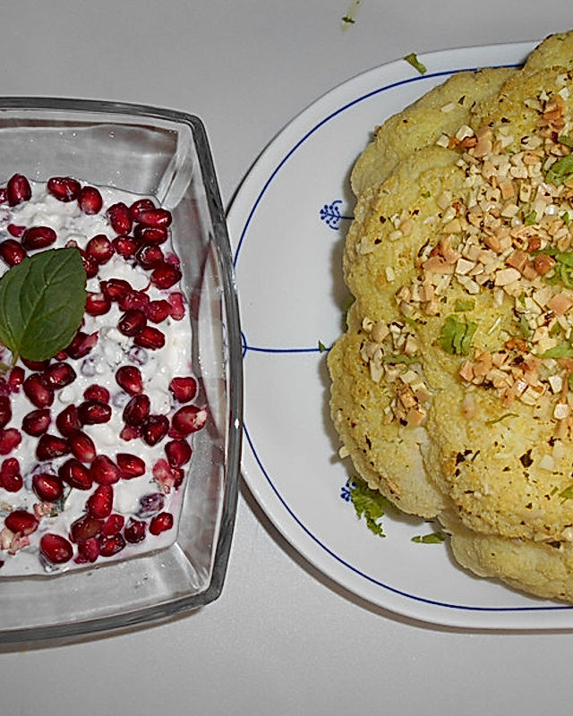 Gerösteter Blumenkohl mit Granatapfelkern-Dip