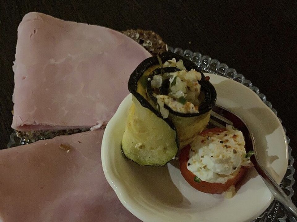 Marinierte Zucchini-Feta-Röllchen von dimabe86| Chefkoch