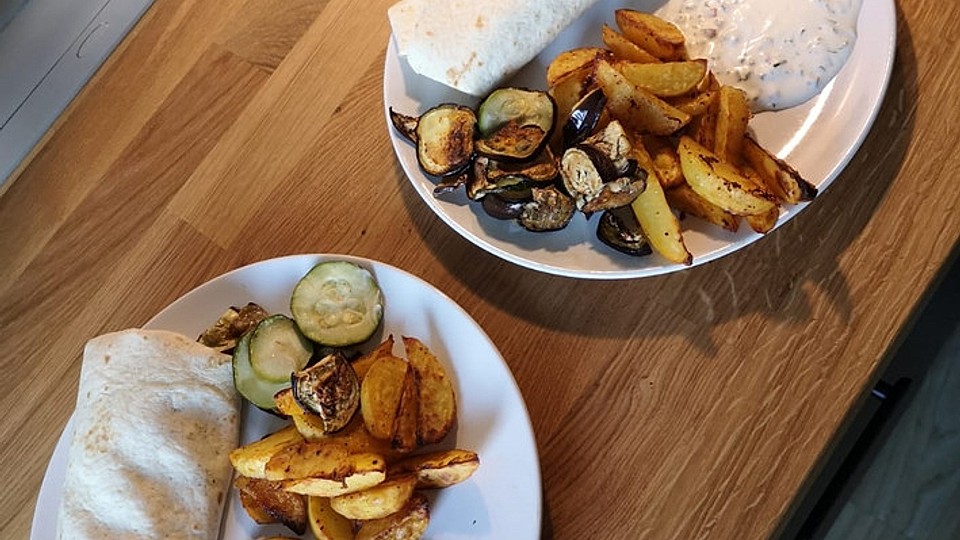 Halloumi-Wraps mit cremiger Chimichurri-Sauce von Marie1999