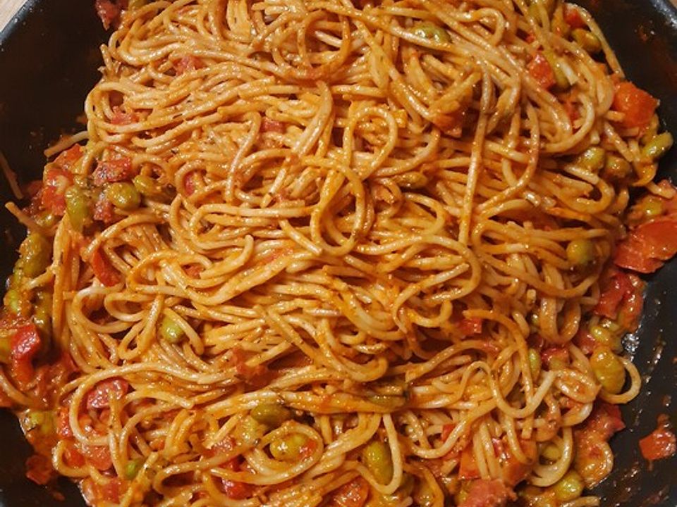 Spaghetti mit Edamame und Paprika von LillyC Chefkoch