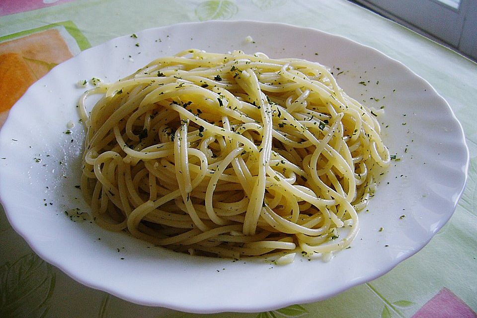 Spaghetti mit Zitronensauce