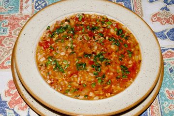Toskanische Linsen mit Reis und Tomate