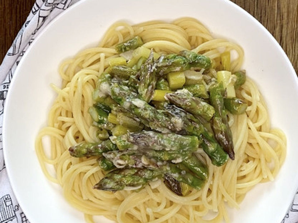 Spaghetti mit grünem Spargel von Loeffelgenuss| Chefkoch