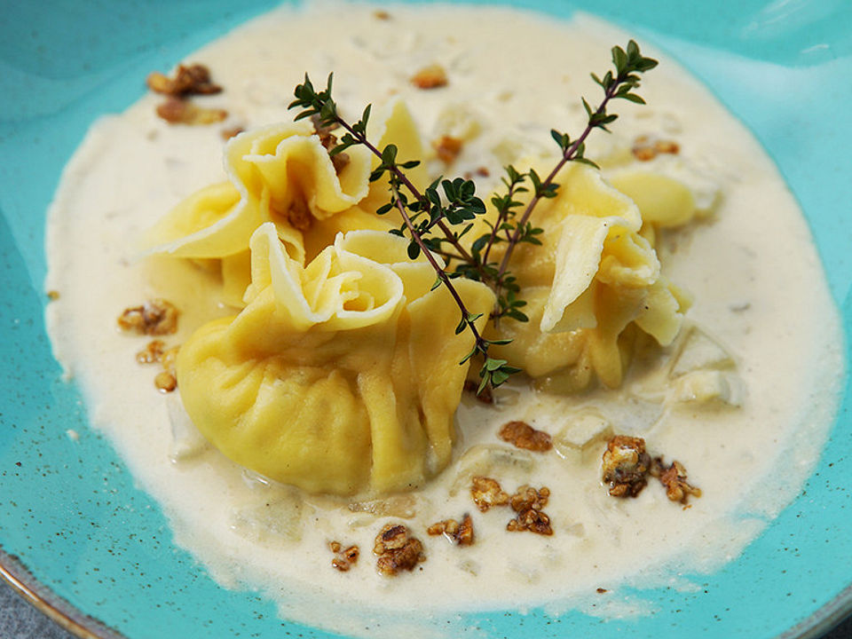Pastasackchen Sauce Und Focaccia Von Dasperfektedinner Chefkoch 