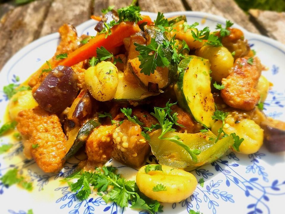 Putengeschnetzeltes mit Gnocchi und Zucchini von bruzzlerfrank| Chefkoch