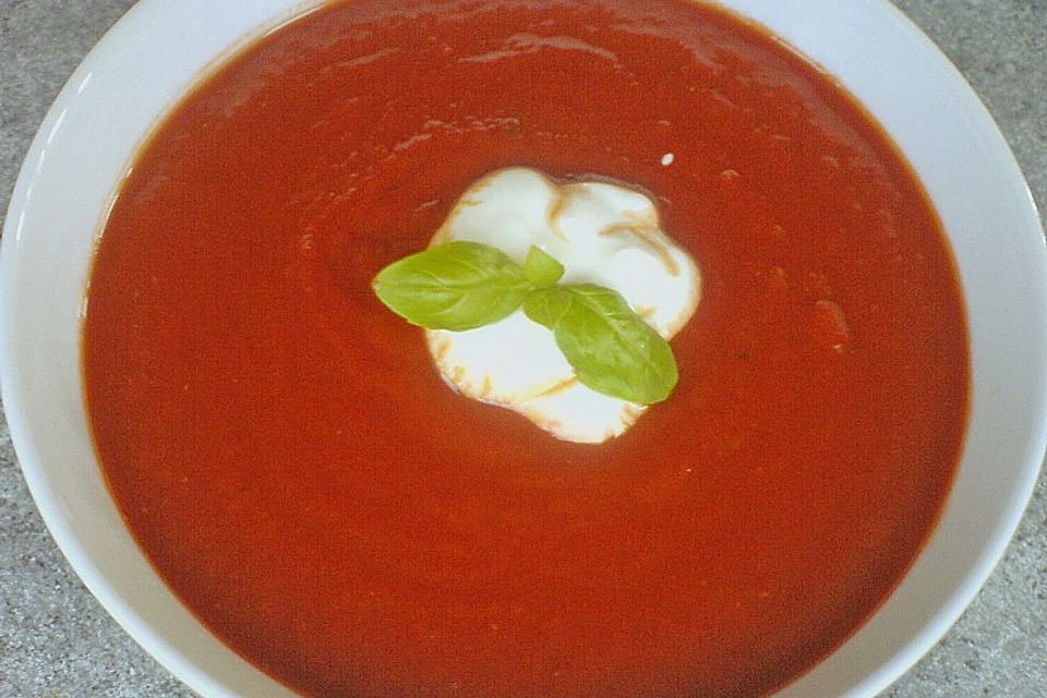 Tomatensuppe mit Aceto Balsamico