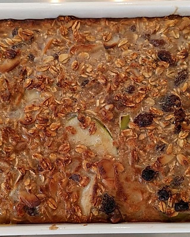 Baked Oatmeal - Haferflockenauflauf mit Äpfeln und Zimt