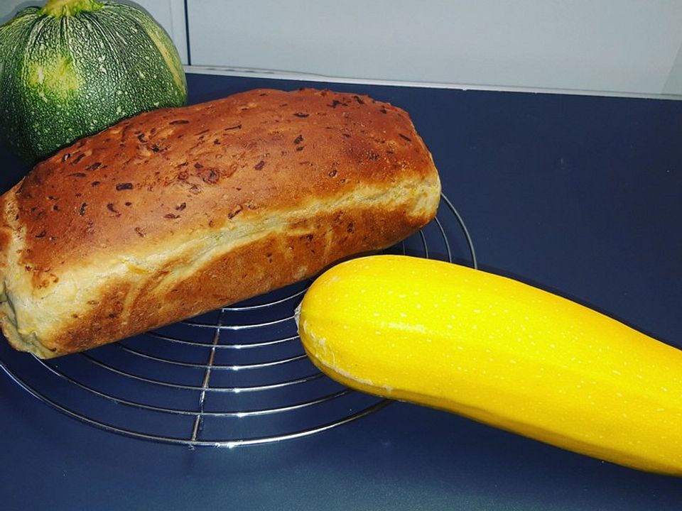 Zucchinibrot mit Dinkelmehl von Ostfriesr| Chefkoch