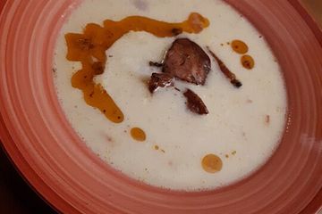 Weiße Bohnencremesupps mit Chorizo